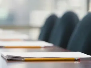 Открытый конкурс на замещение вакантной должности ведущего специалиста отдела по организационно-кадровой работе и противодействию коррупции Администрации Красносулинского района