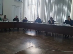 23.11.2022 года в 14 час.00 мин., в Администрации Красносулинского района, состоялось заседание районной межведомственной комиссии по делам несовершеннолетних и защите их прав, с участием представителя Красносулинской городской прокуратуры