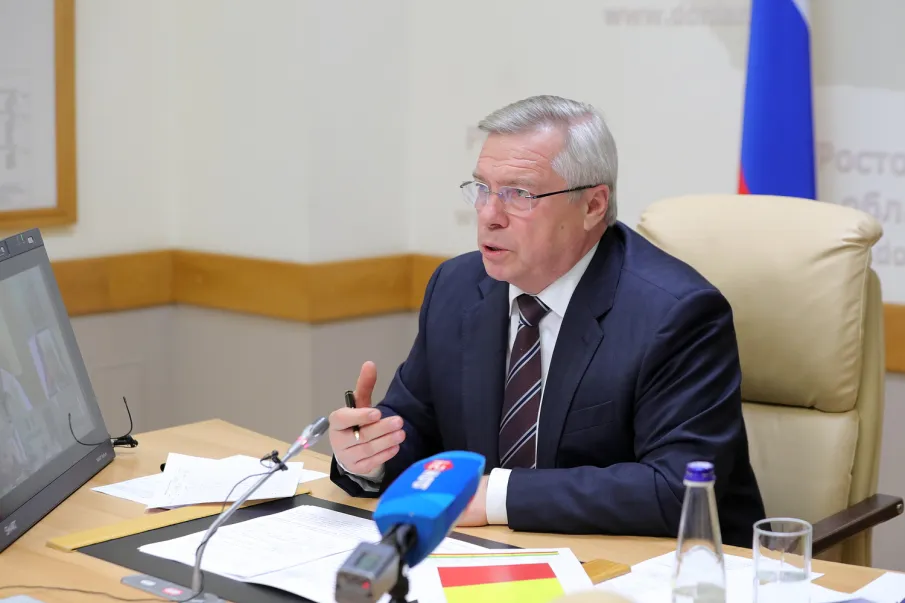 Губернатор поручил проработать предложения по санитарно-эпидемиологическим мерам в майские праздники