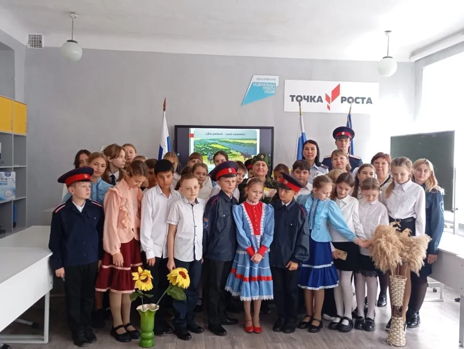 Молебен в честь праздника Покрова Пресвятой Богородицы в храмах Красносулинского района и г. Новочеркасск