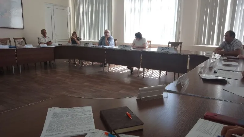 Состоялось заседание районной межведомственной комиссии по делам несовершеннолетних и защите их прав, с участием представителя Красносулинской городской прокуратуры