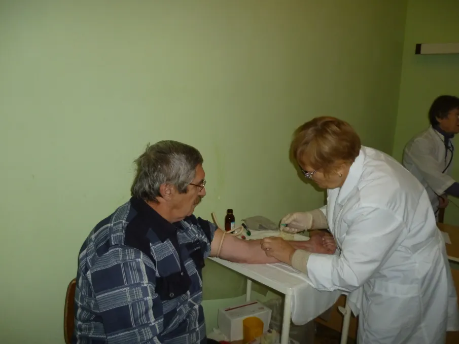 Доставка лиц старше 65 лет из х. Украинский и х. Бобров Красносулинского района