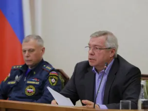 Василий Голубев поручил привлечь дополнительных специалистов для активизации работы по оформлению выплат беженцам