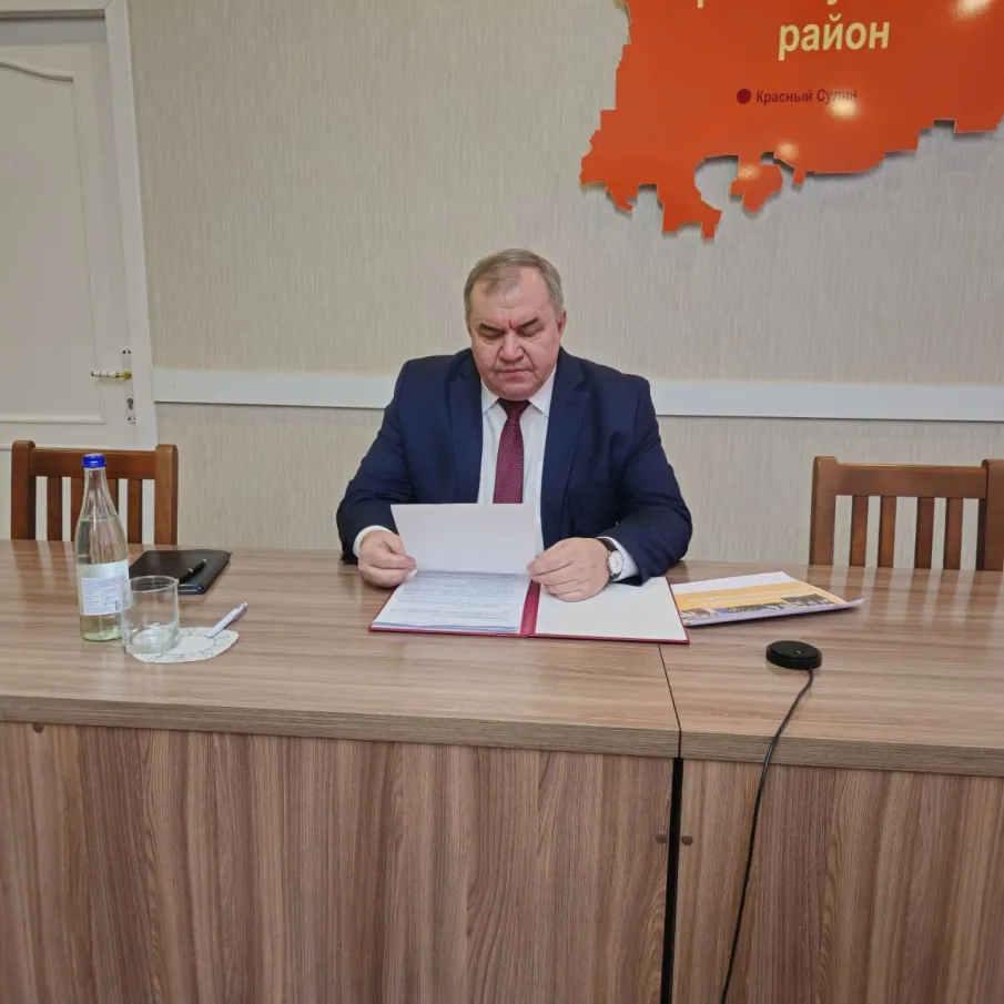 Заседание Коллегии Администрации Красносулинского района, в ходе которого были рассмотрены несколько вопросов.
