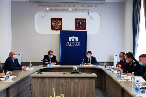 Эвакуированные из ДНР и ЛНР граждане могут получить статус вынужденных переселенцев или лиц, получивших временное убежище