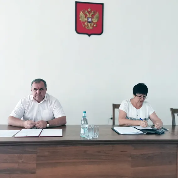 Заседание Собрания депутатов Красносулинского района