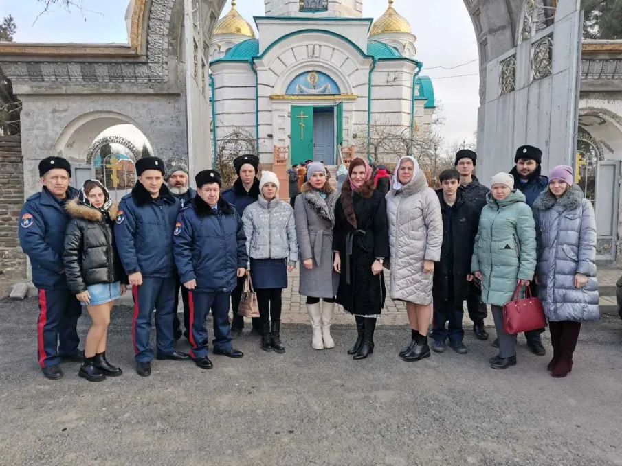 Казаки почтили память казаков и казачек, пострадавших в годы Гражданской войны и репрессий