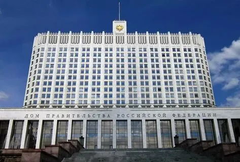 Михаил Мишустин подписал постановление об автоматическом продлении лицензий и разрешений в 2022 году