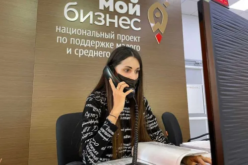 Без перерыва и выходных: консультации по вопросам антиковидных ограничений и мерам поддержки бизнеса можно получить по телефону горячей линии