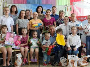 В преддверии Международного дня защиты детей красносулинский городской прокурор и начальник управления образования посетили социально-реабилитационный центр для несовершеннолетних