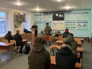 Занятие по последовательности неполной разборки автомата АКС-74