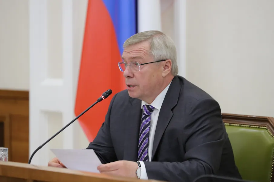 Василий Голубев: «В период майских праздников необходимо обеспечить контроль за соблюдением противоэпидемических мер»