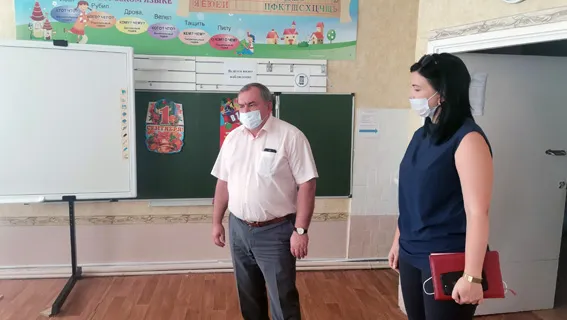 Николай Альшенко держит на постоянном контроле решение вопросов в сфере образования