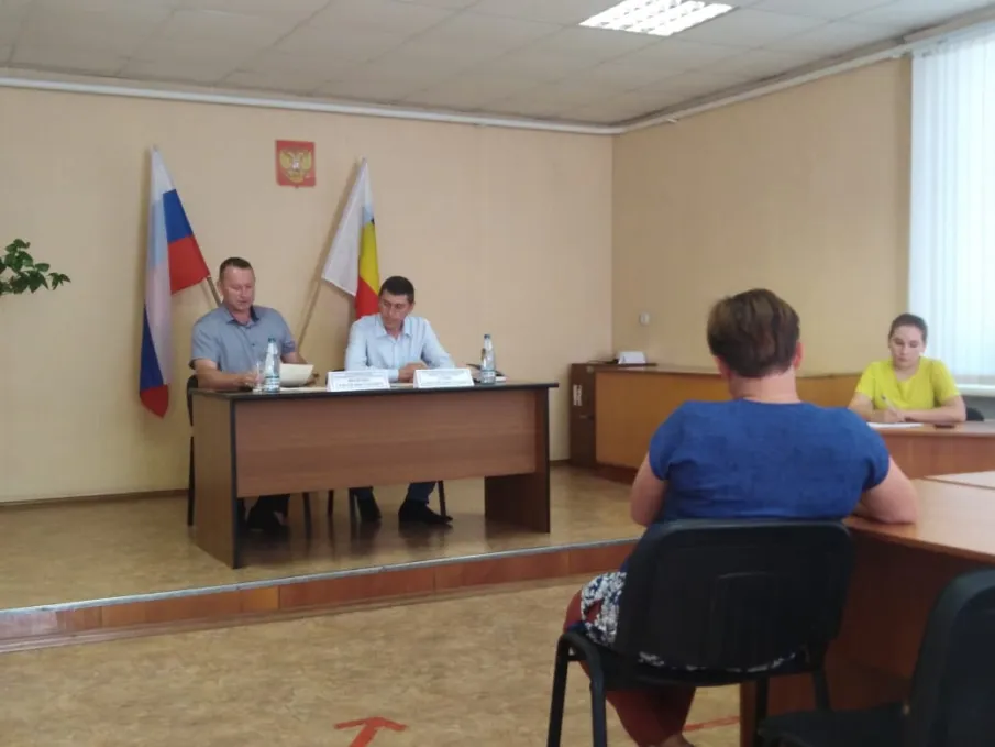 Cостоялся отчет главы Администрации Гуково-Гнилушевского  сельского поселения перед жителями поселения об итогах деятельности за 1-е полугодие 2022 года