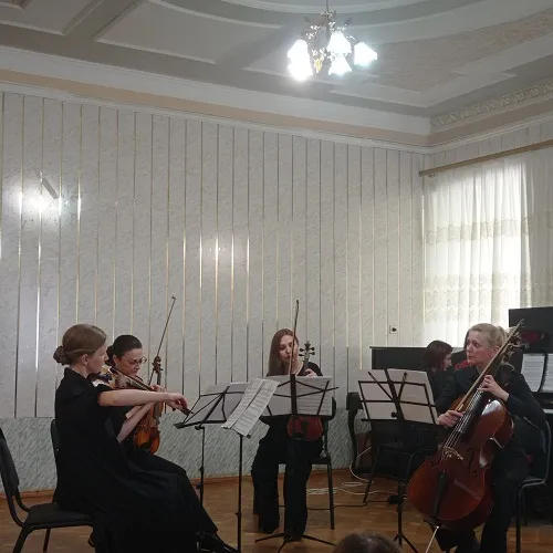 Концерт в детской школе искусств