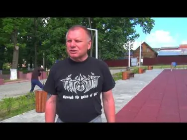 Продолжается озеленение парка"Юность"